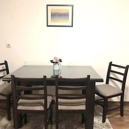 Apartment Stan Na Dan Marko *